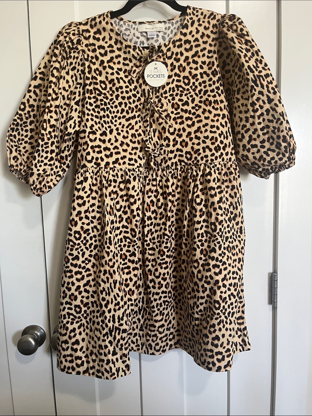 Women’s Leopard Print Puff Sleeve Dress - Tan/Black